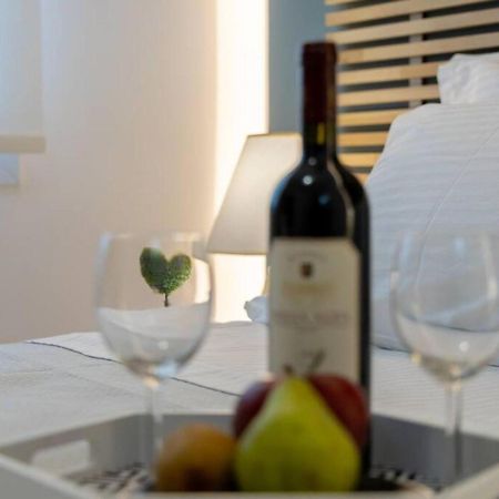شقة Koukaki Lux 2Bd 1Master Ap Next To Acropolis أثينا المظهر الخارجي الصورة